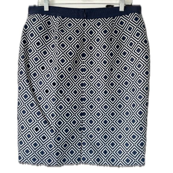 NEW Ann Taylor Diamond Print Jacquard Pencil Skirt Navy Blue Women’s Size 14 - Picture 4 of 10